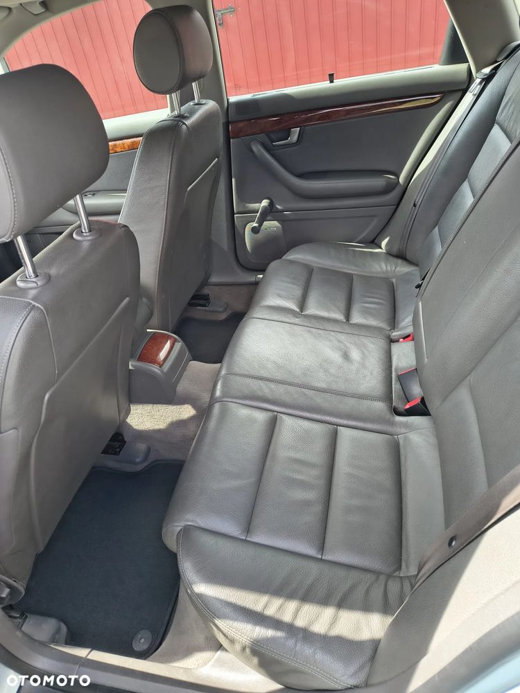 Audi A4 Avant 1.8 T - 10