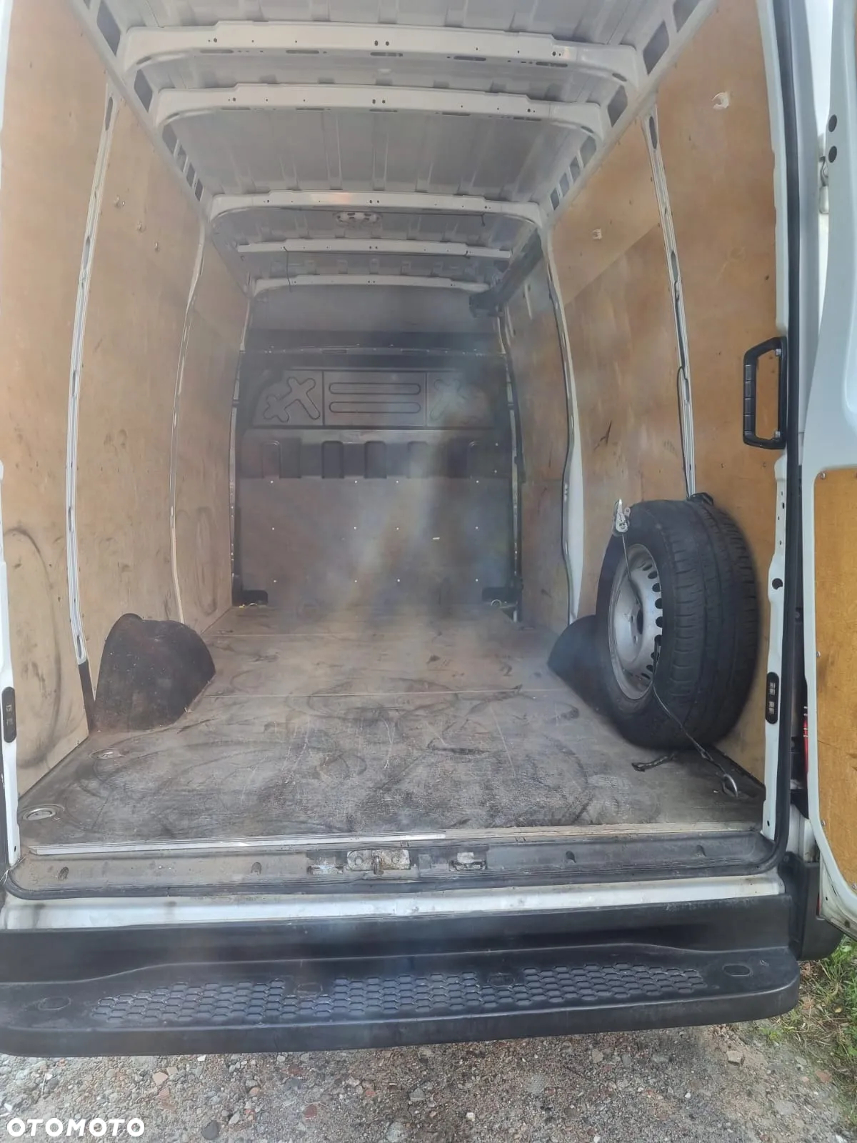 Iveco DAILY 35S15 - 19