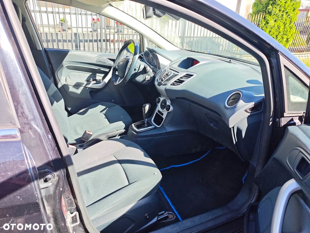 Ford Fiesta 1.4 Autom Ghia - 7
