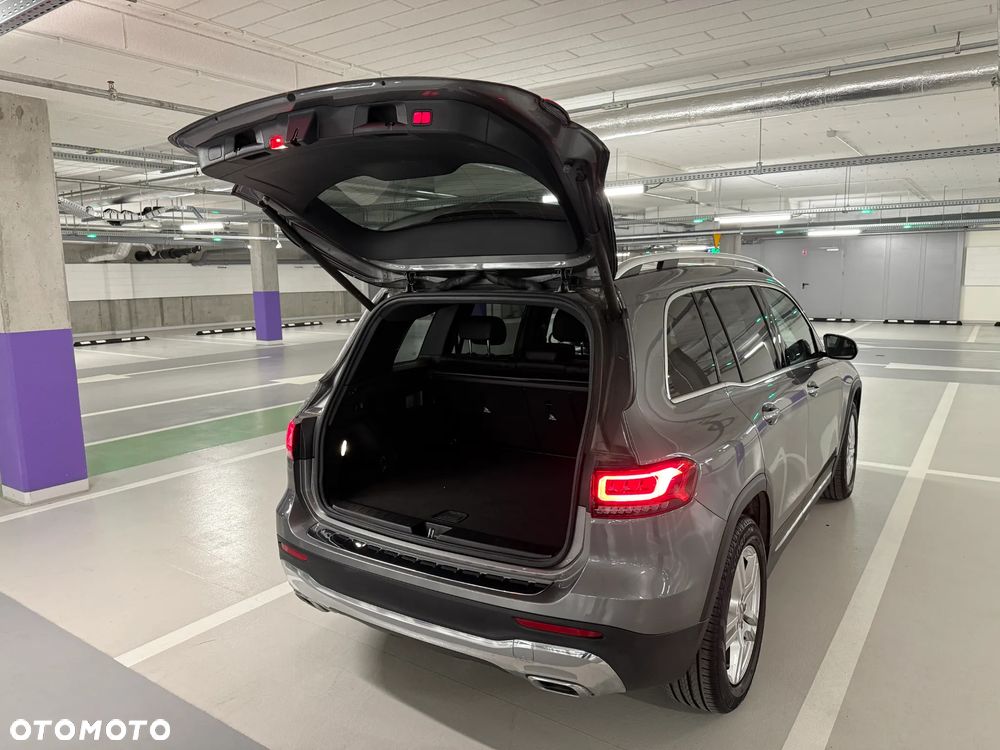 Mercedes-Benz GLB 250 4Matic 8G-DCT - 28