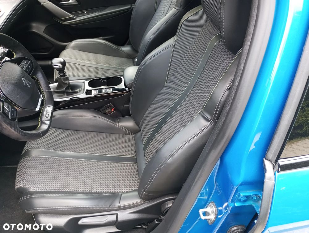Peugeot 208 1.2 PureTech GT Line S&S - 25