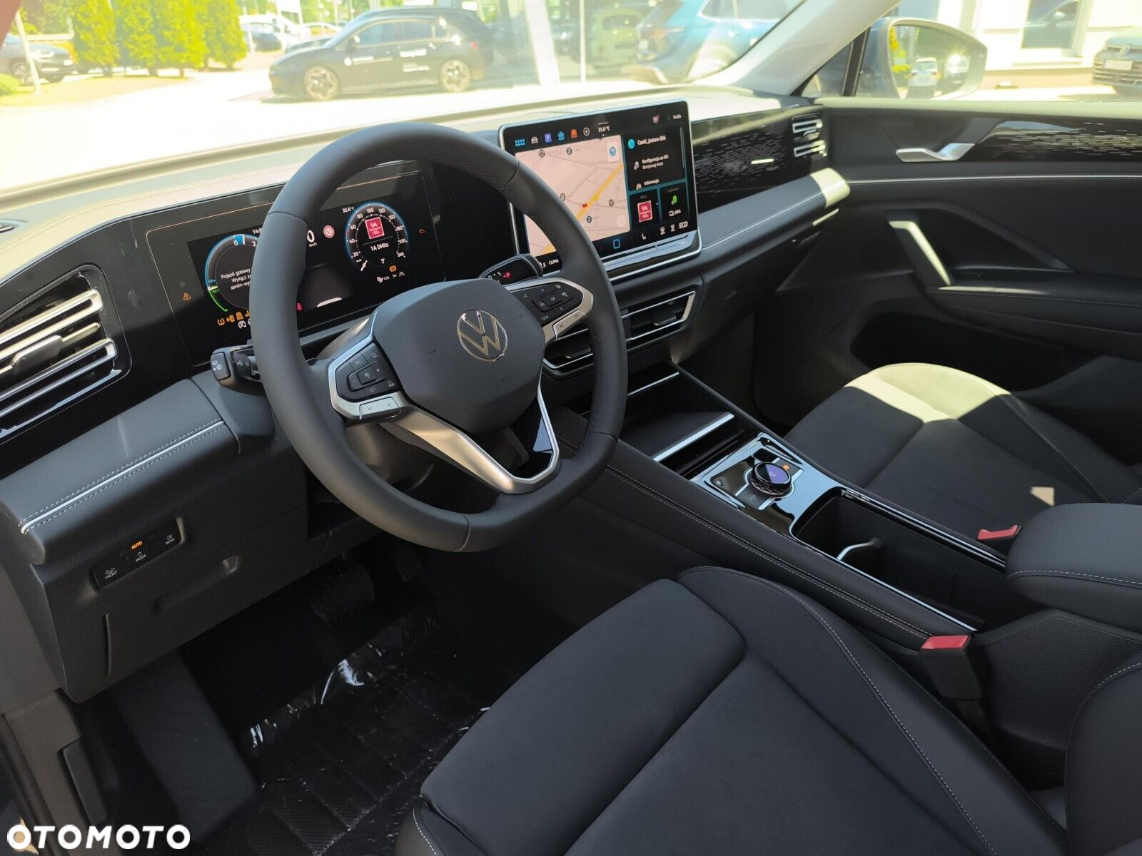 Volkswagen Tiguan - 9