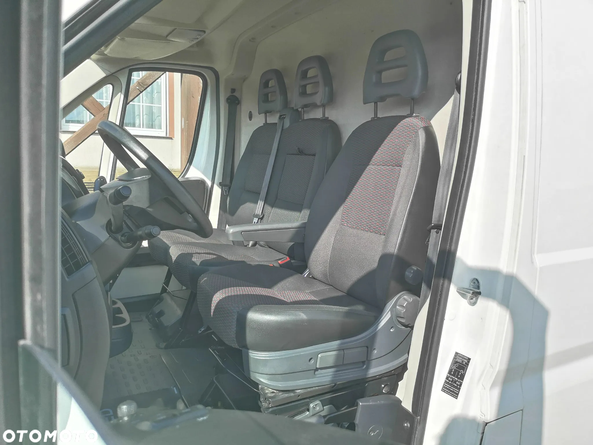 Peugeot Boxer 2.0 BlueHDi 110 - 11