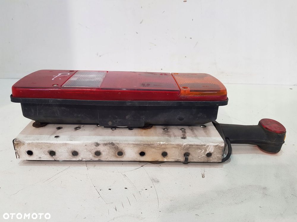 lampa prawy tył tylna scania r380 euro 4 2008 - 4