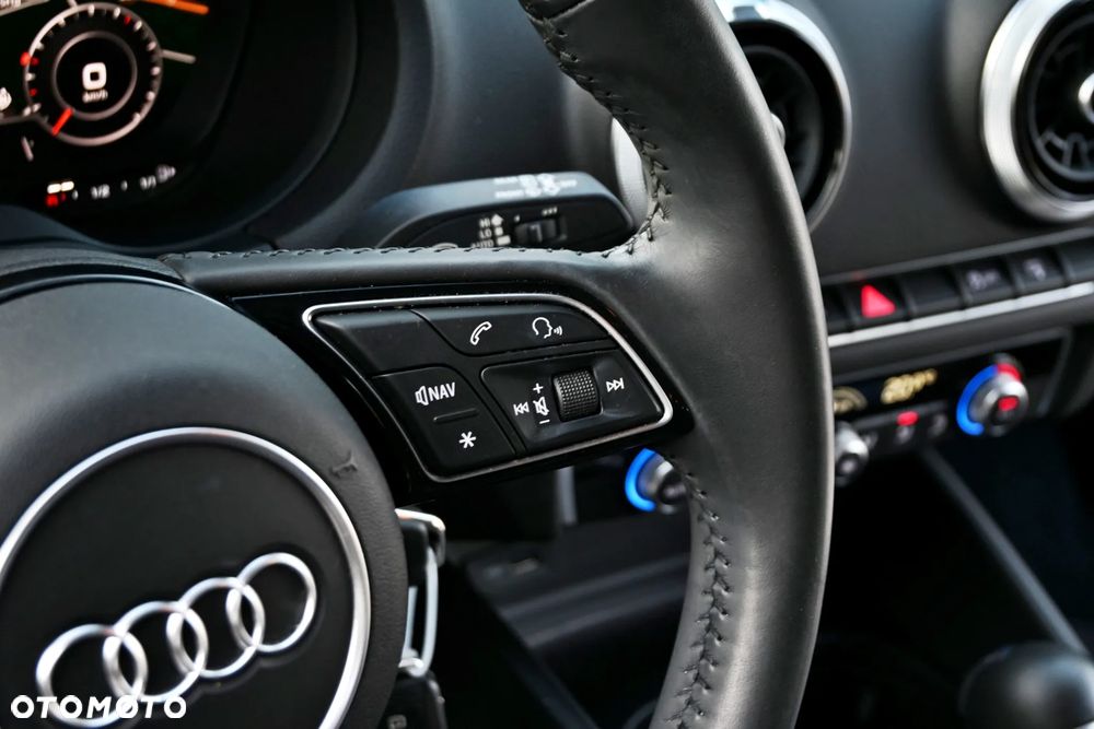 Audi A3 Sportback 2.0 TDI S tronic design - 35