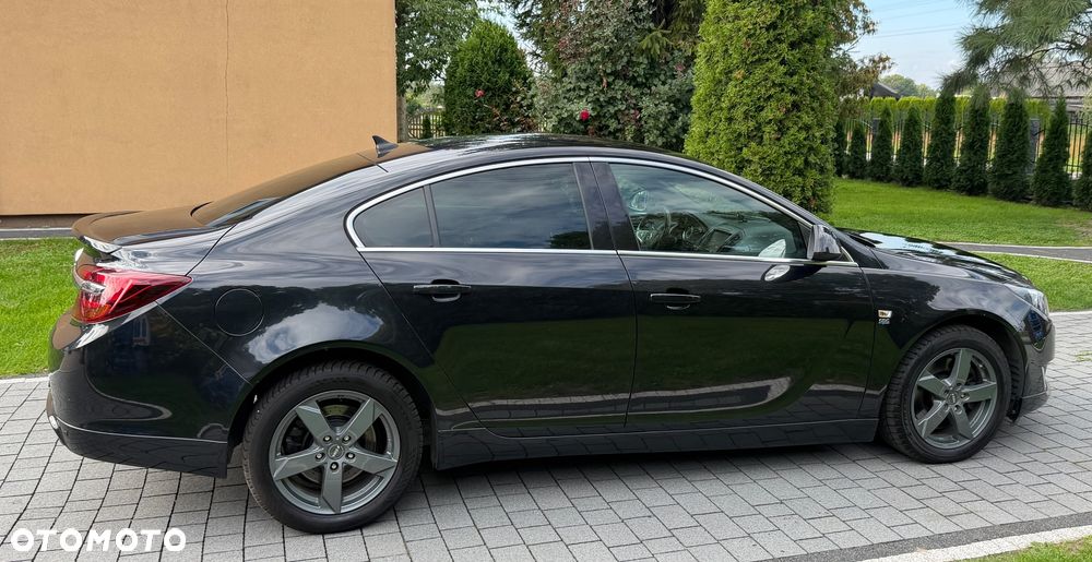 Opel Insignia 2.0 T Cosmo S&S - 18