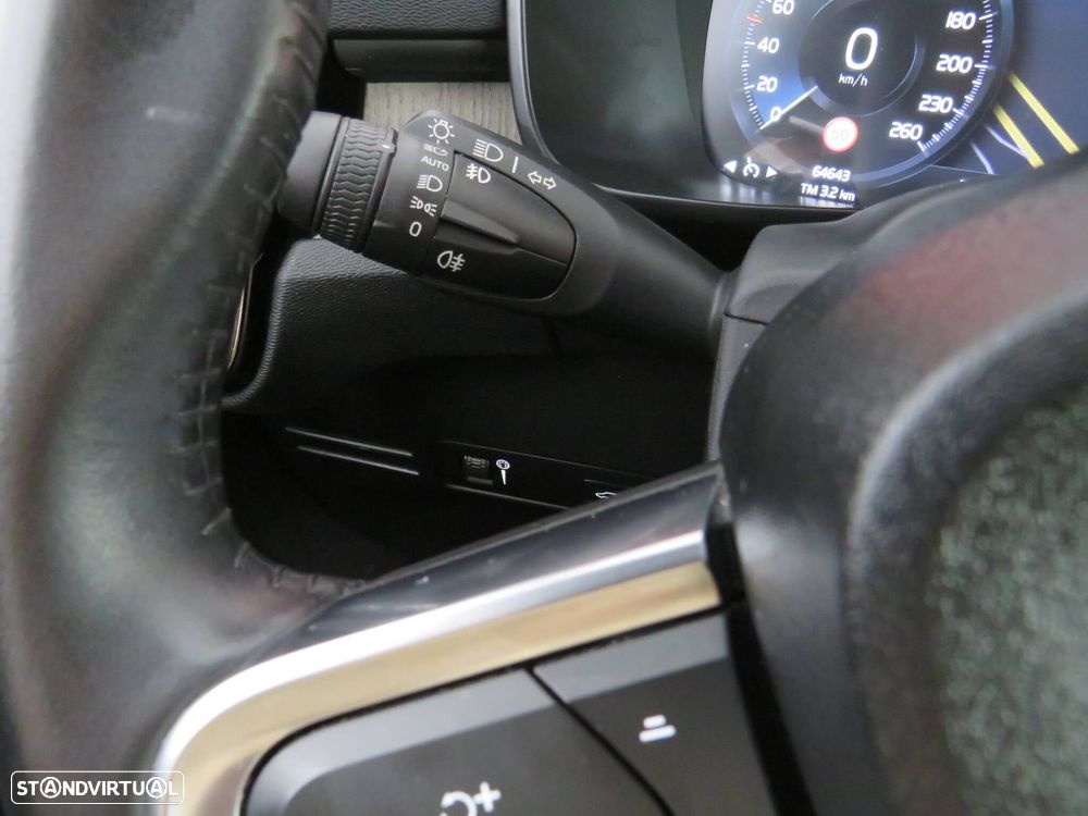 Volvo XC 40 1.5 T2 Inscription Geartronic - 25