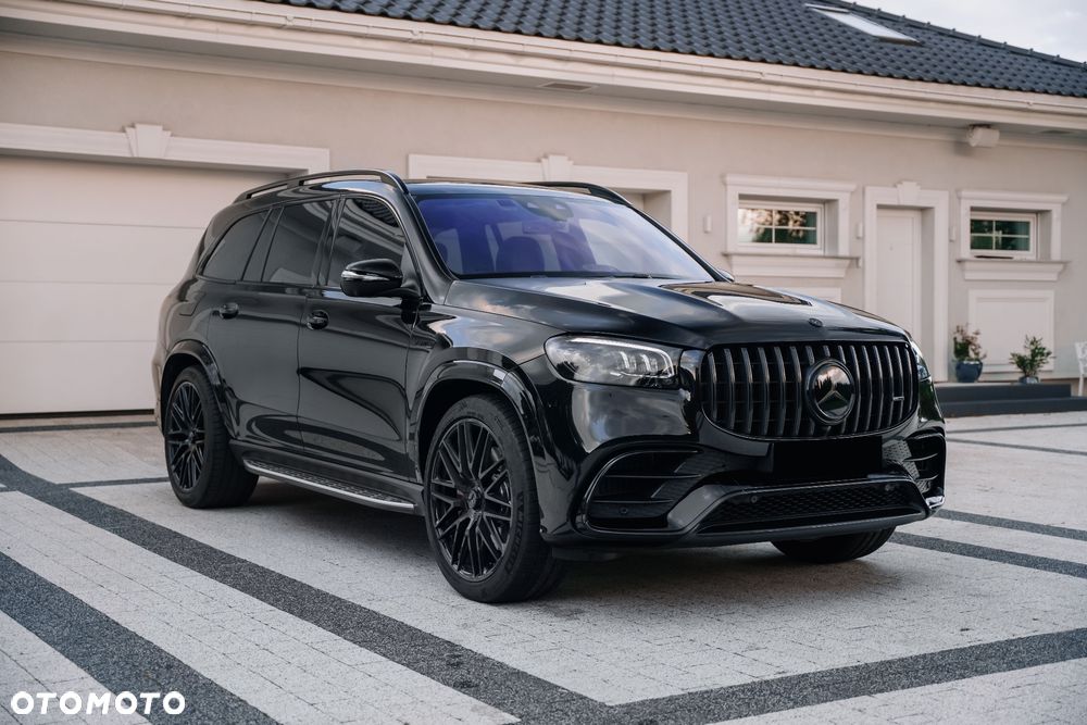 Mercedes-Benz GLS - 1