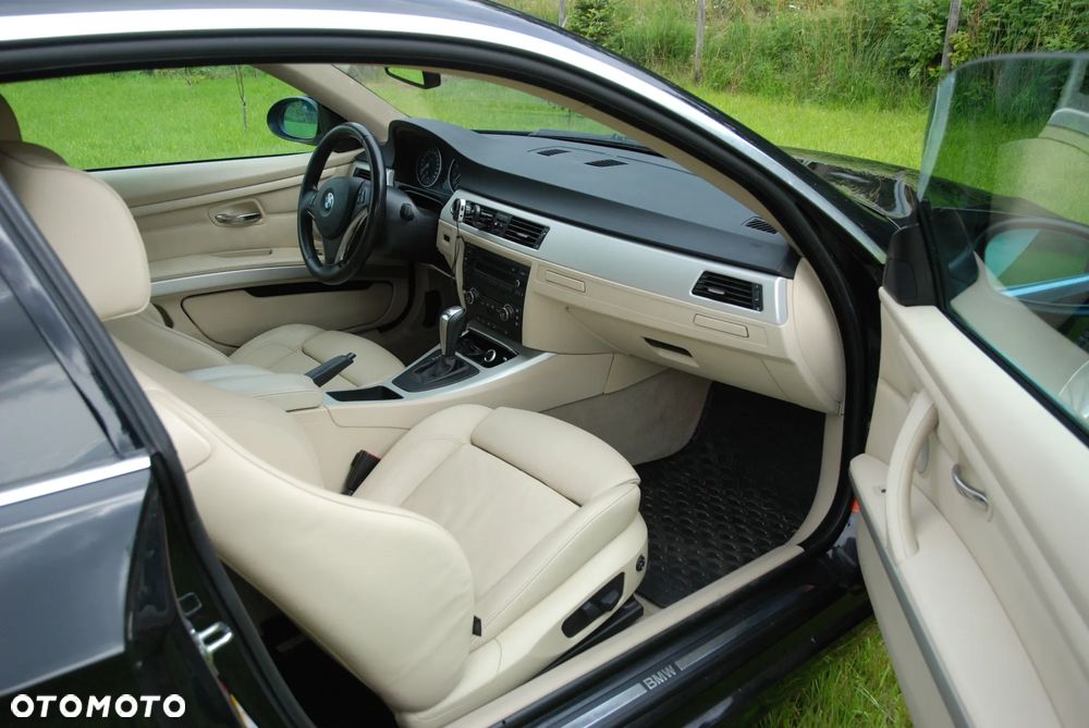 BMW Seria 3 325xi - 20