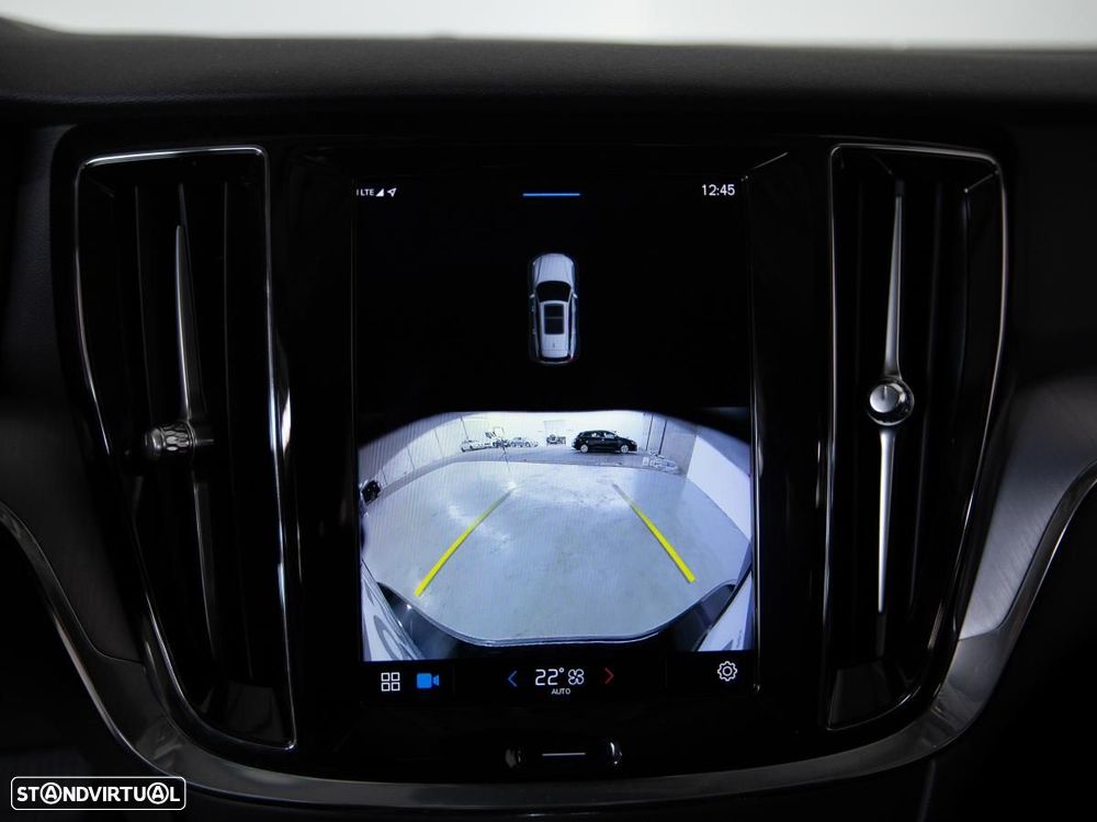 Volvo V60 2.0 T6 AWD TE Essential - 20