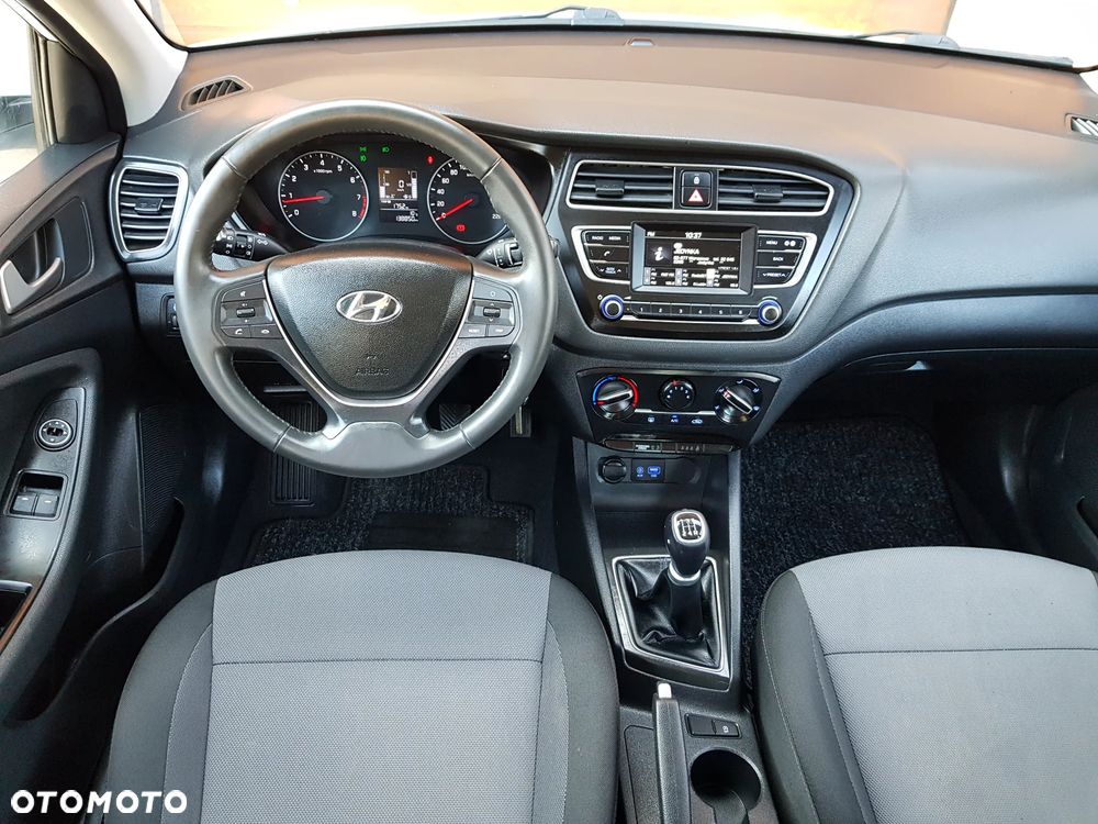 Hyundai i20 blue 1.2 Advantage - 23