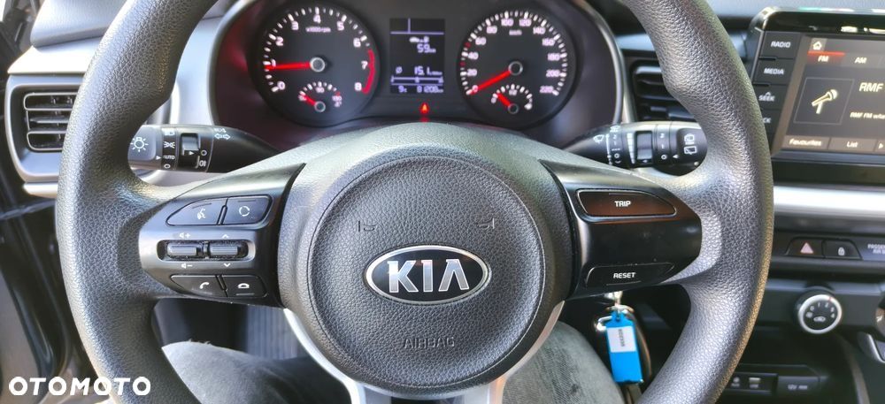 Kia Stonic - 16