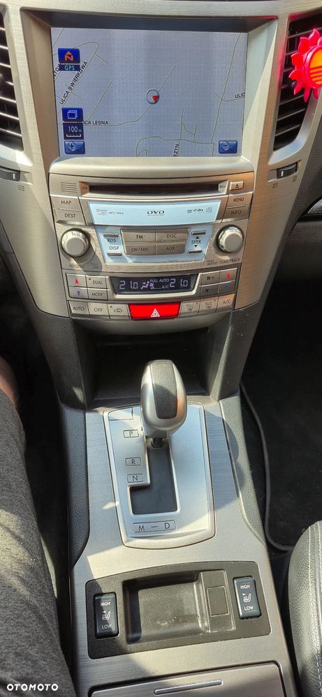 Subaru Legacy 2.5i Comfort Navi - 11
