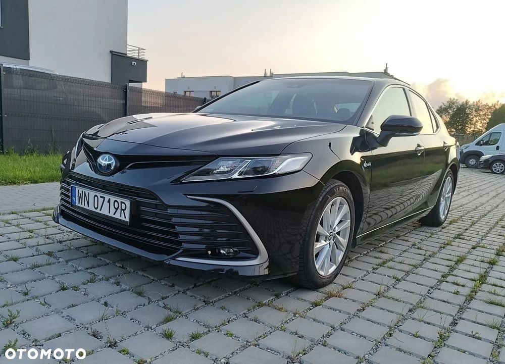 Toyota Camry 2.5 Hybrid Comfort CVT - 1