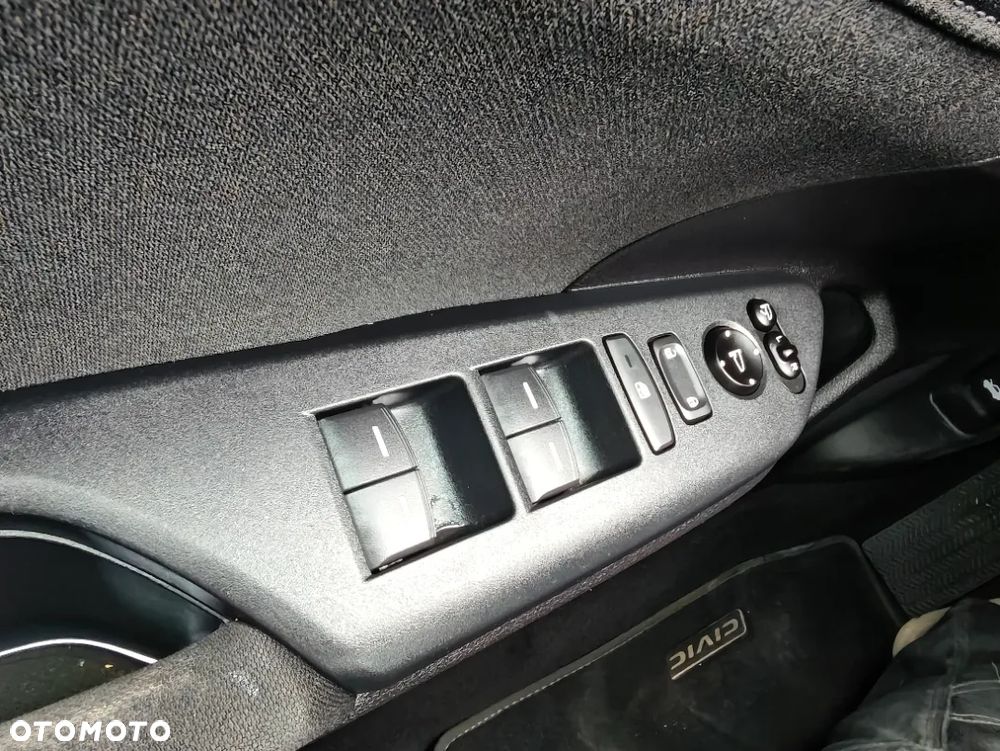 Honda Civic 1.0 i-VTEC Turbo Executive Sport Line - 18