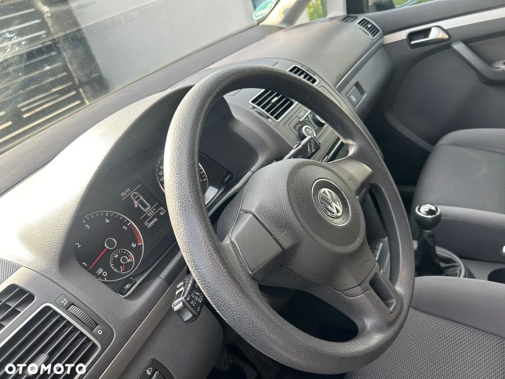 Volkswagen Touran 1.6 TDI DPF Trendline - 10