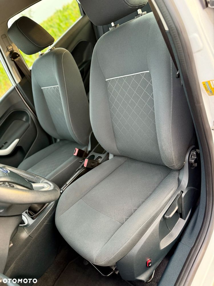 Ford Fiesta 1.25 Champions Edition - 14