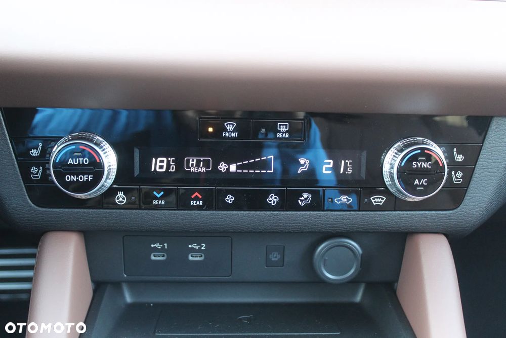 Mitsubishi Outlander Instyle Plus - 15