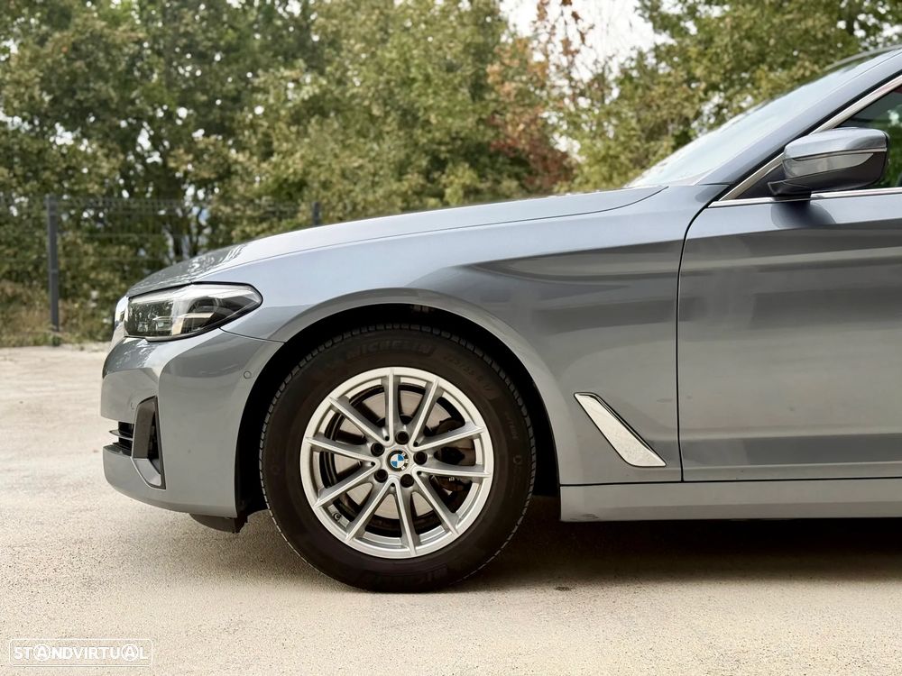 BMW 520 d Line Luxury Auto - 8