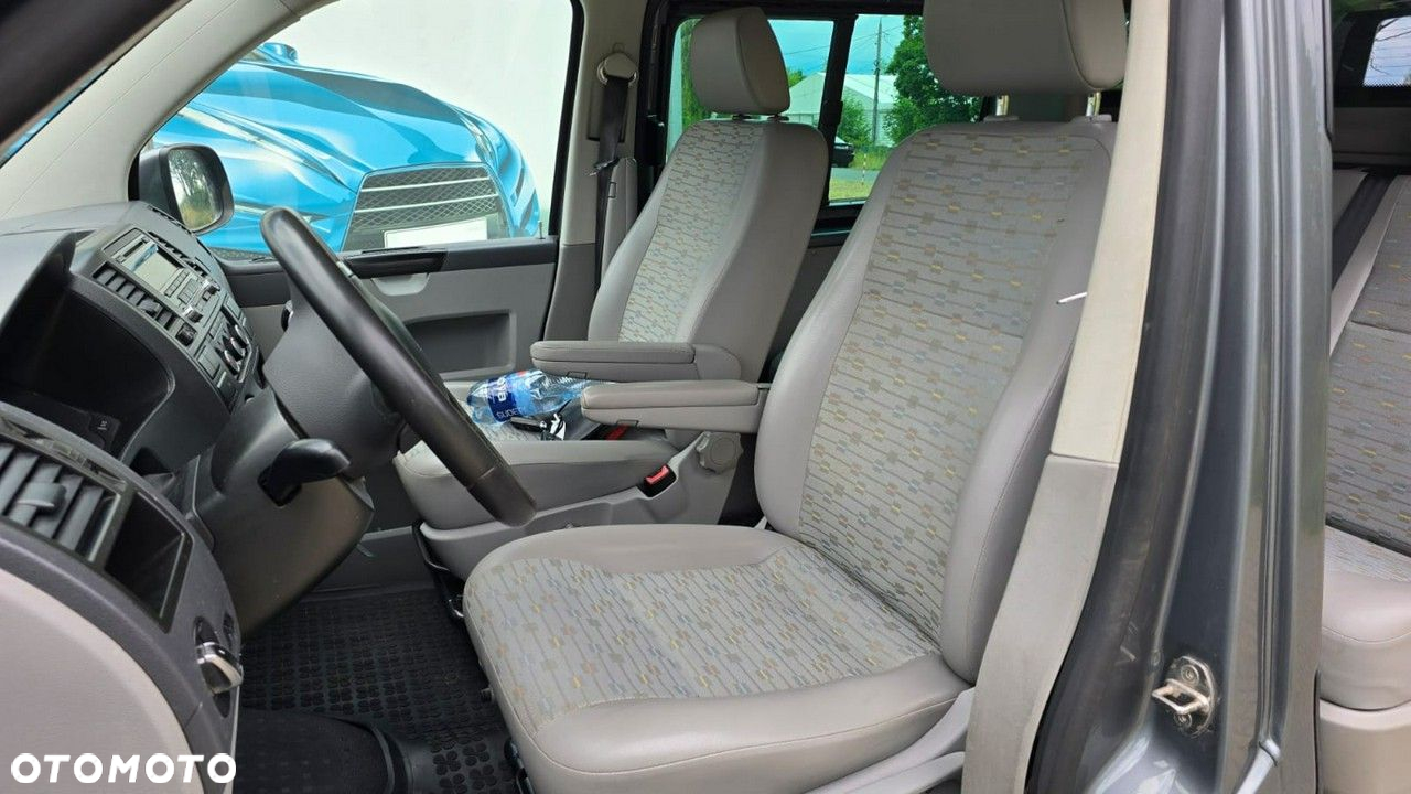Volkswagen Transporter - 12