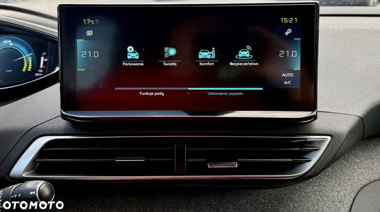 Peugeot 3008 1.6 PureTech HYbrid Allure S&S EAT8 - 28