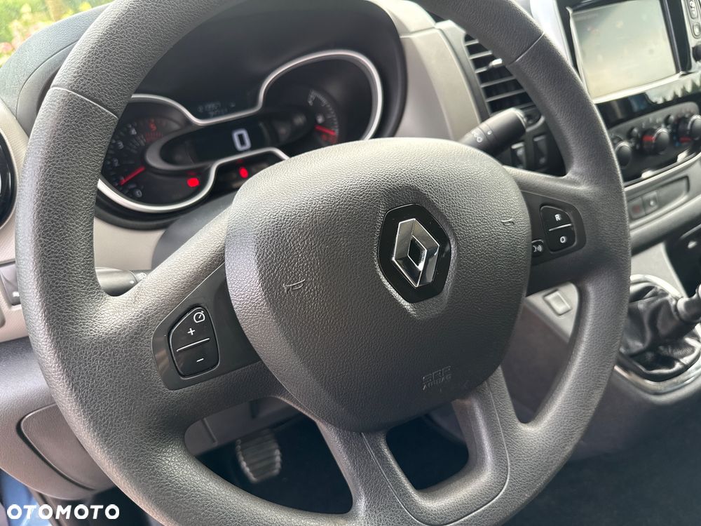 Renault Trafic - 21