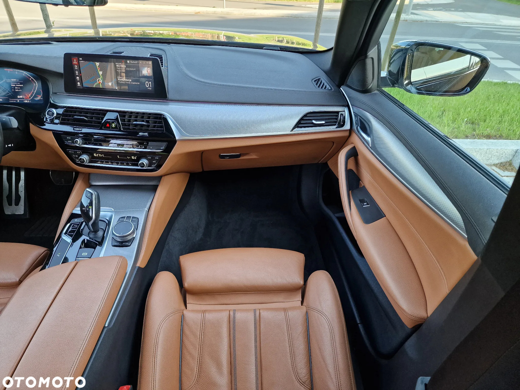 BMW Seria 5 540i xDrive M Sport sport - 24