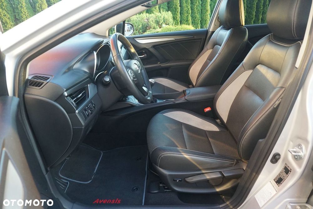 Toyota Avensis 2.0 D-4D Premium - 14