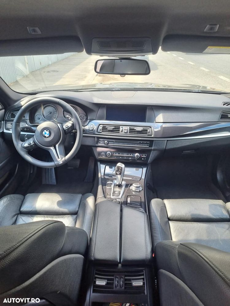BMW Seria 5 520d Aut. - 14