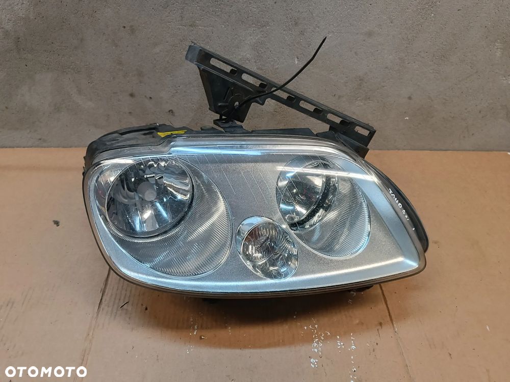 LAMPA PRZÓD PRZEDNIA PRAWA 2K0941006B VOLKSWAGEN TOURAN I CADDY III - 1