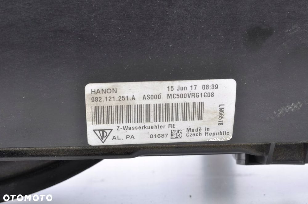 PORSCHE 718 CAYMAN 982 WENTYLATOR CHŁODNICA PRAWA - 2