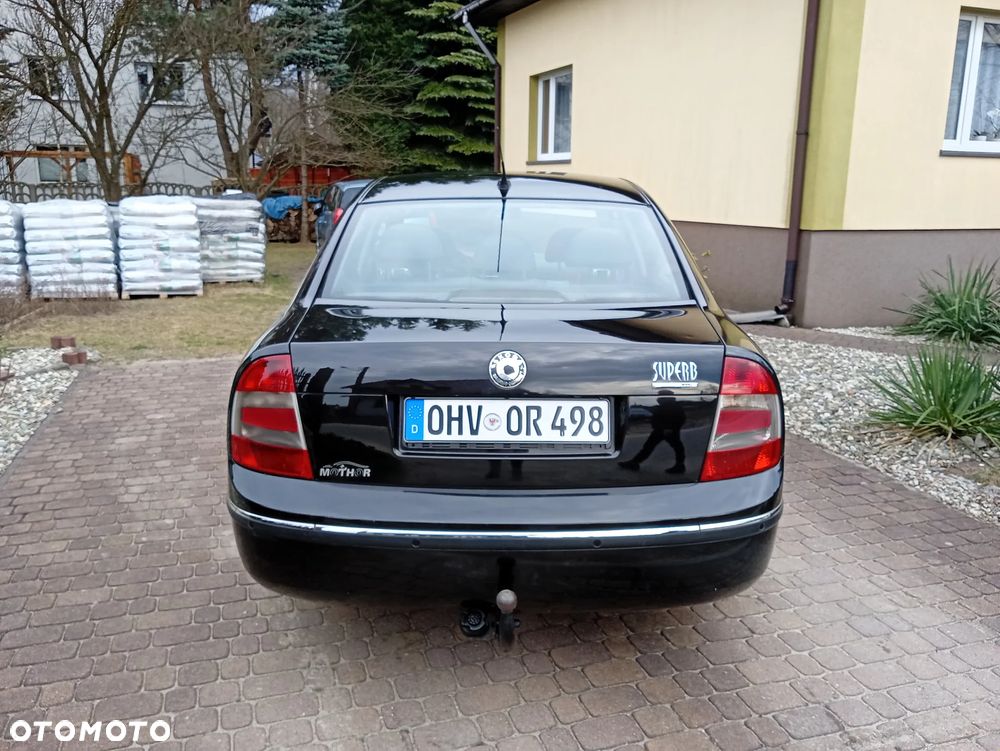 Skoda Superb 2.0 TDI DPF Comfort - 13