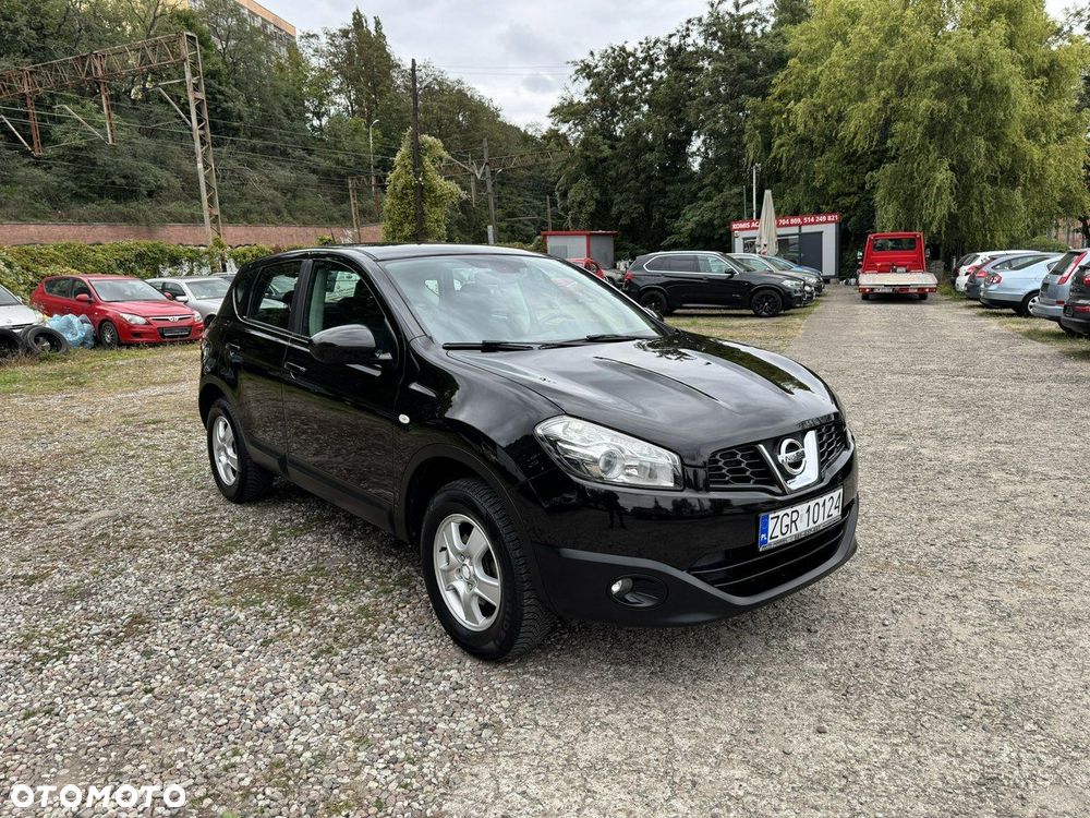 Nissan Qashqai - 2