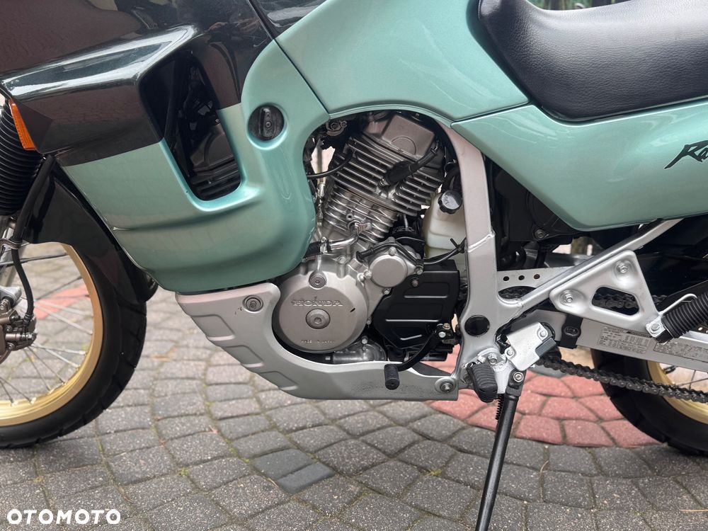 Honda XL - 16