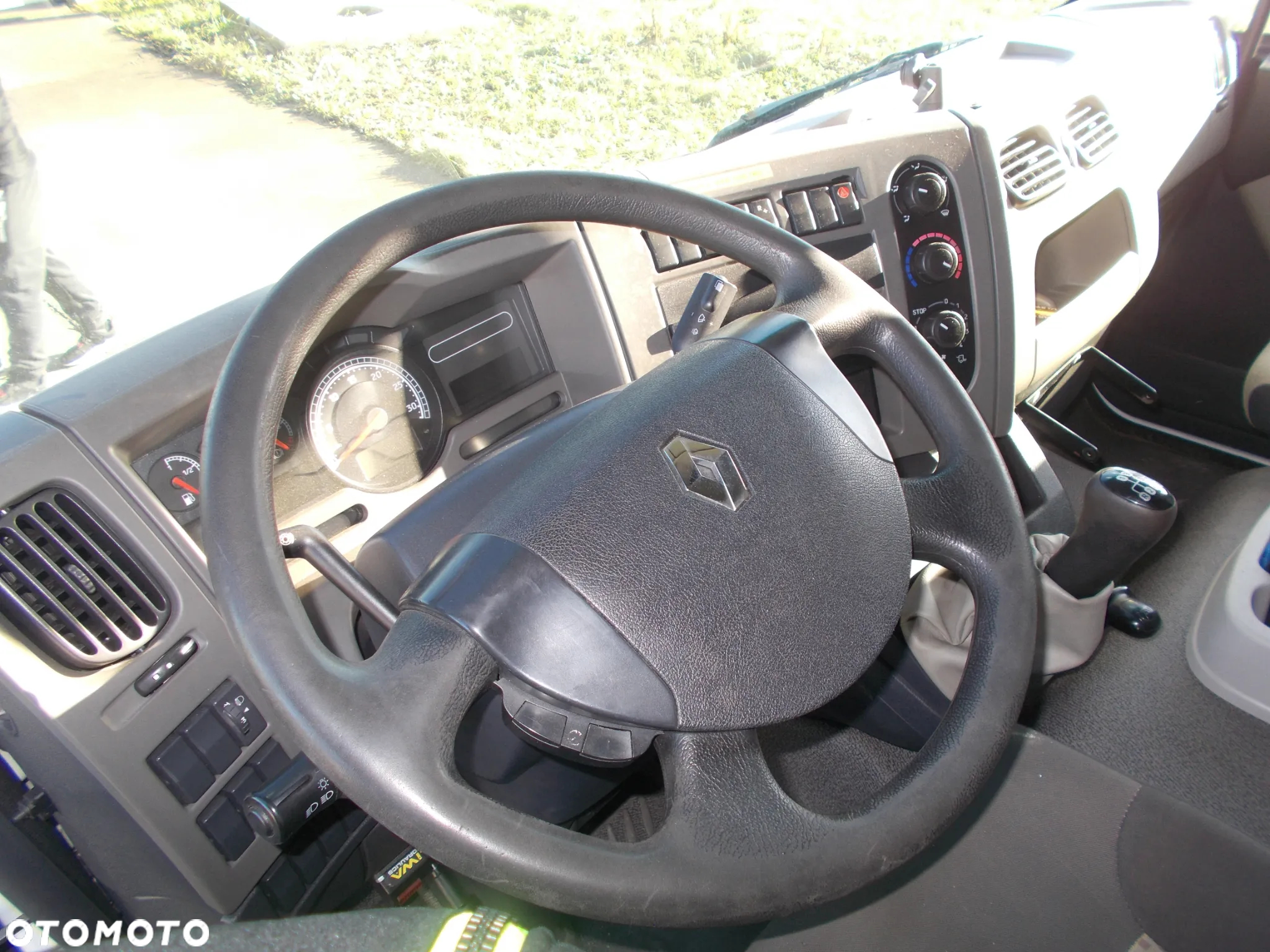 Renault Midlum 270 - 7