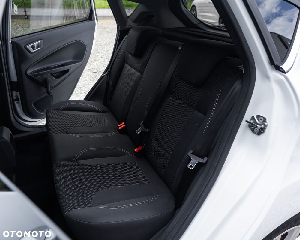 Ford Fiesta 1.0 EcoBoost Titanium ASS - 27