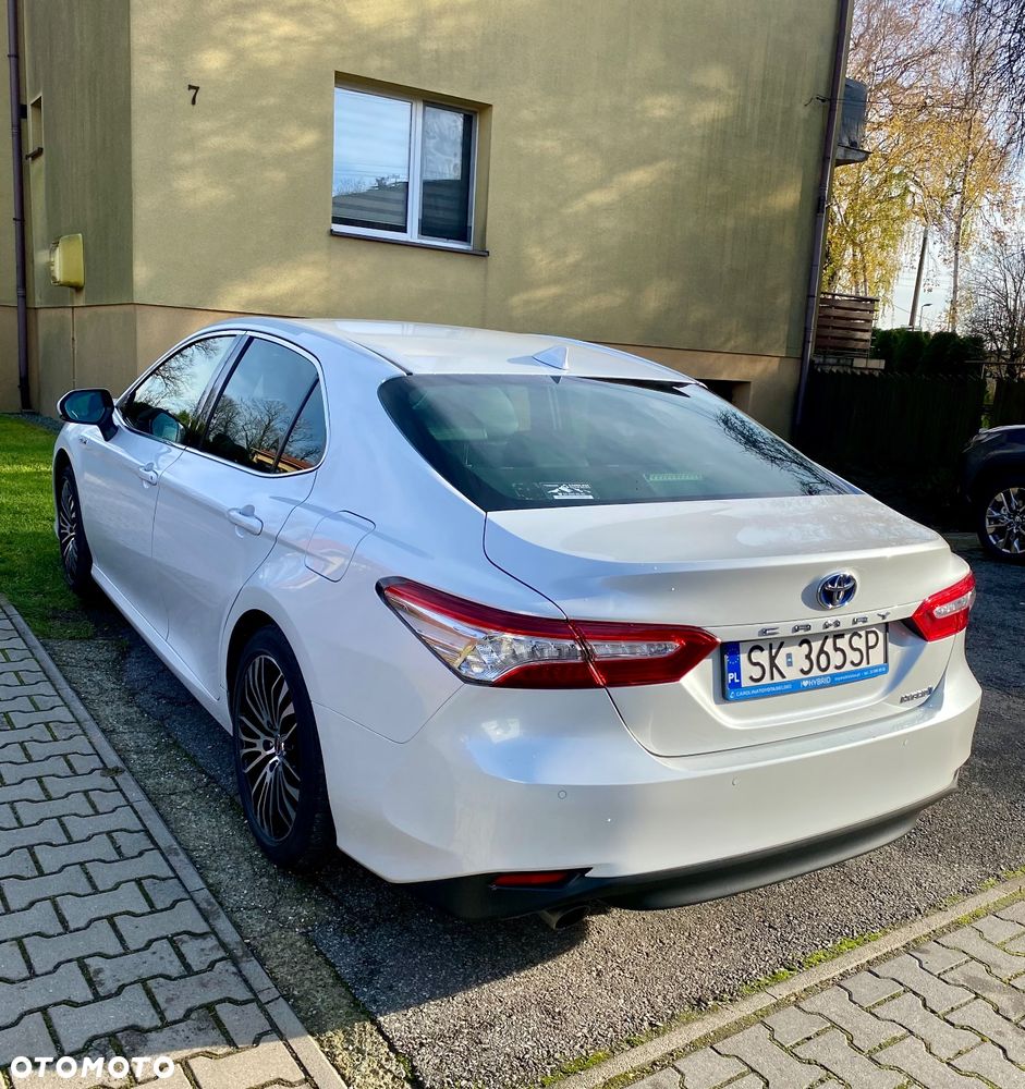 Toyota Camry 2.5 Hybrid Executive CVT - 13