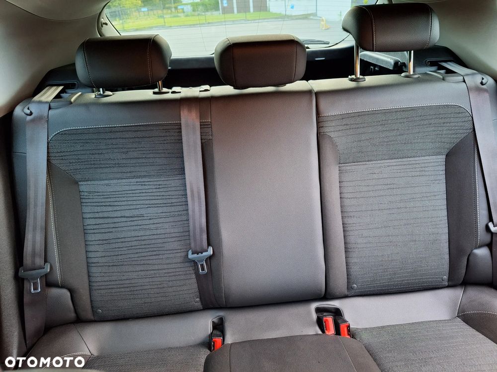 Opel Astra 1.4 Turbo ENERGY - 32