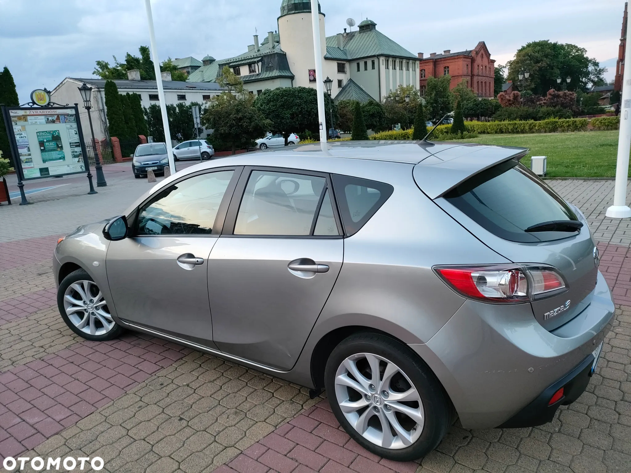 Mazda 3 2.0 MZR DISI Edition - 4