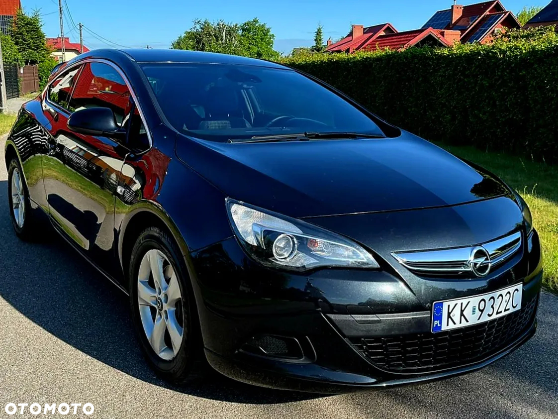 Opel Astra IV GTC 1.4 T Active - 24