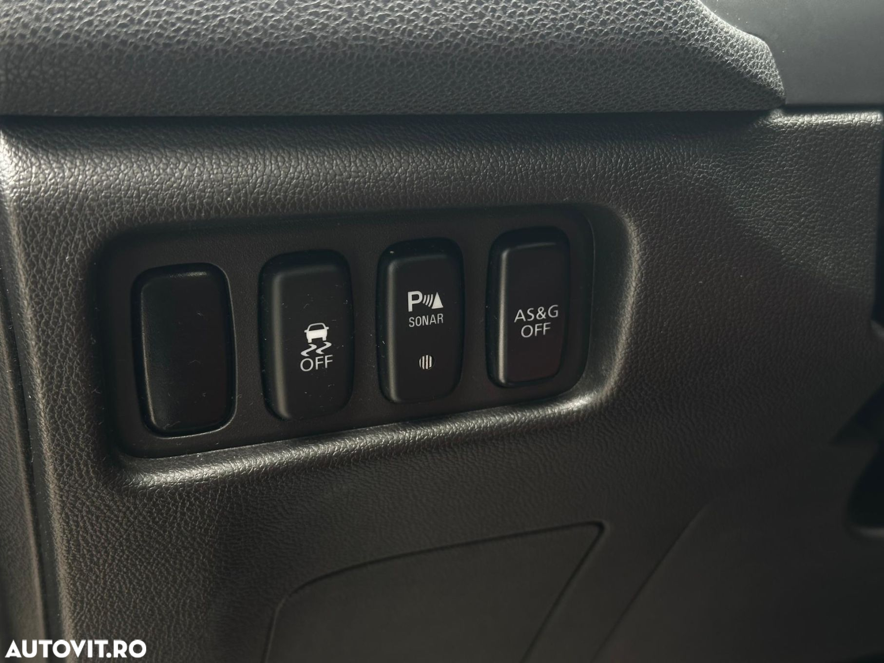 Mitsubishi ASX - 19