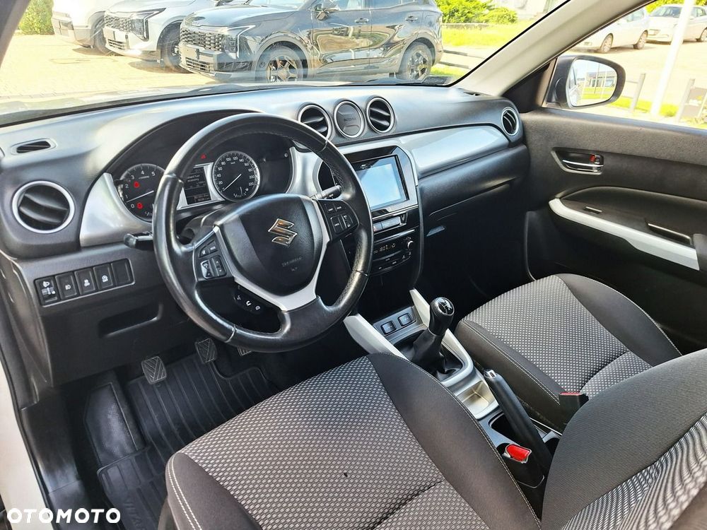 Suzuki Vitara - 10