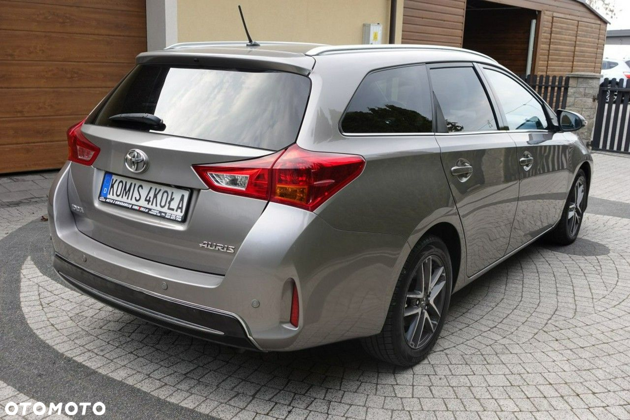 Toyota Auris - 6