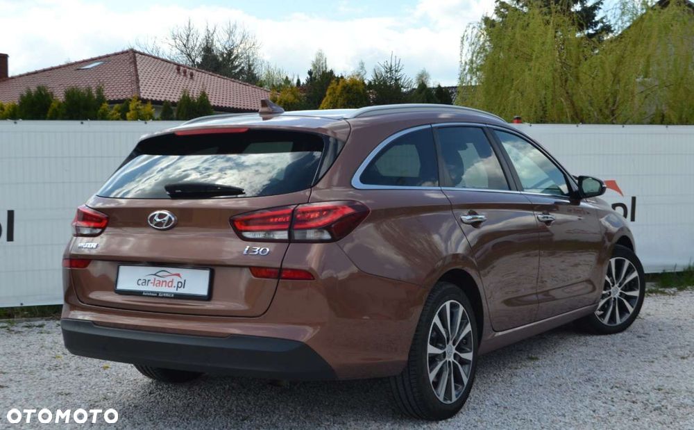 Hyundai i30 1.6 CRDi Premium - 16