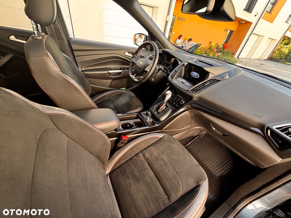 Ford Kuga 2.0 TDCi AWD ST-Line - 9