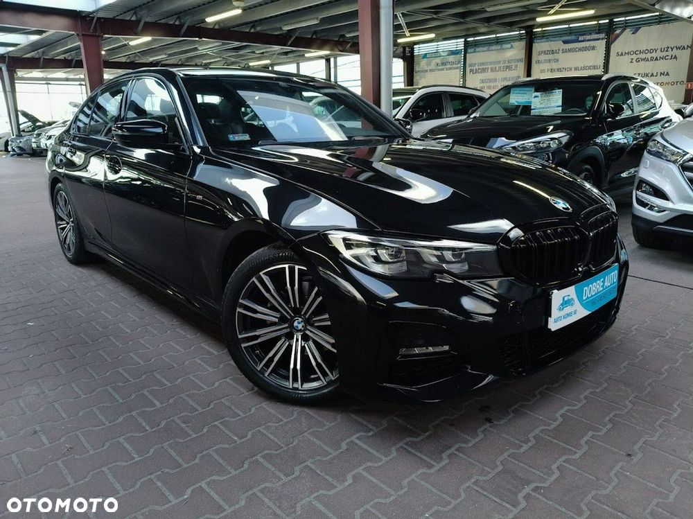 BMW Seria 3 320i M Sport - 4
