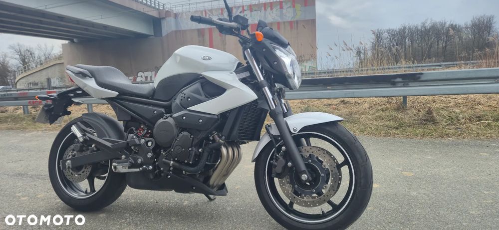 Yamaha XJ - 3