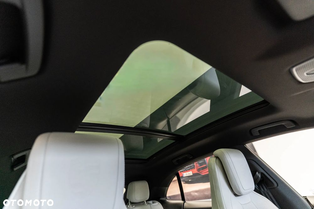 Porsche Macan - 29