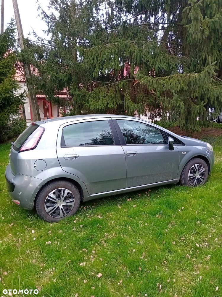 Fiat Punto - 6