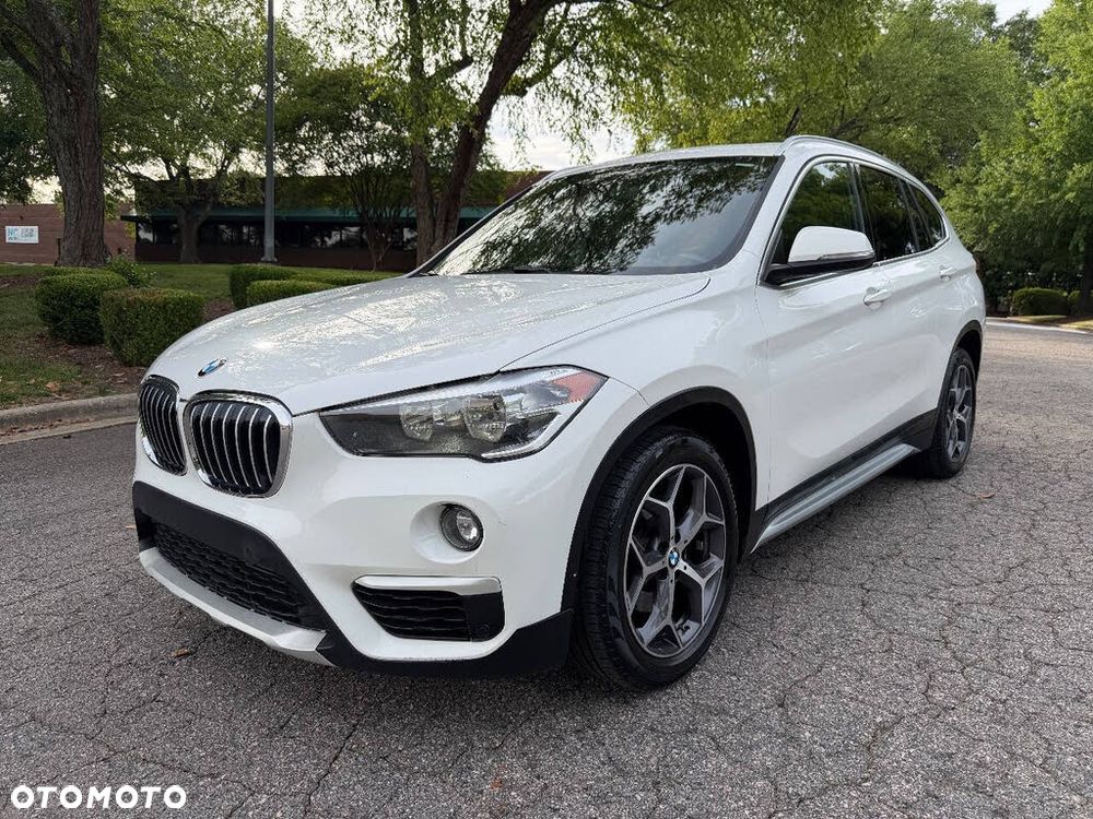BMW X1 - 1